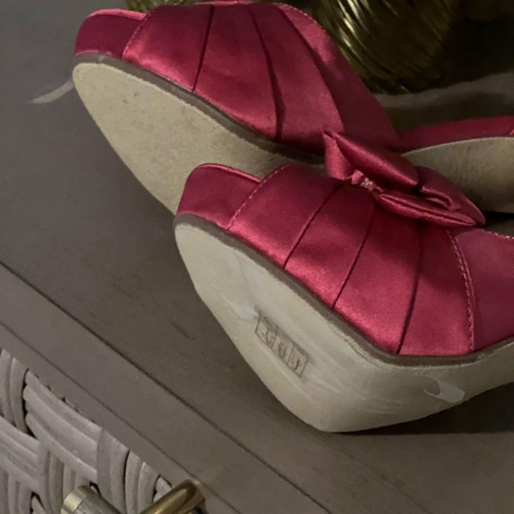 Heels - Picture 7 of 7